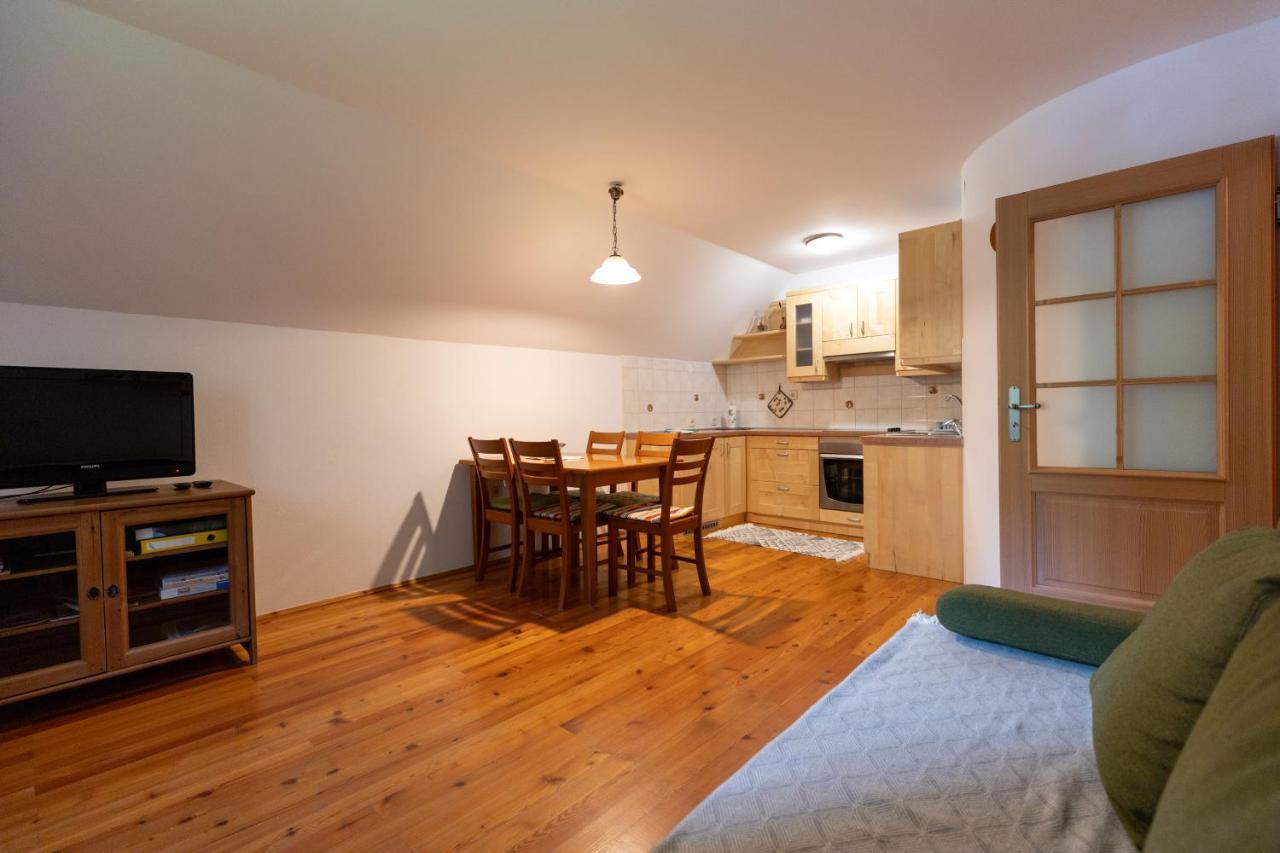 Apartamento Mala Hisa Solčava Exterior foto